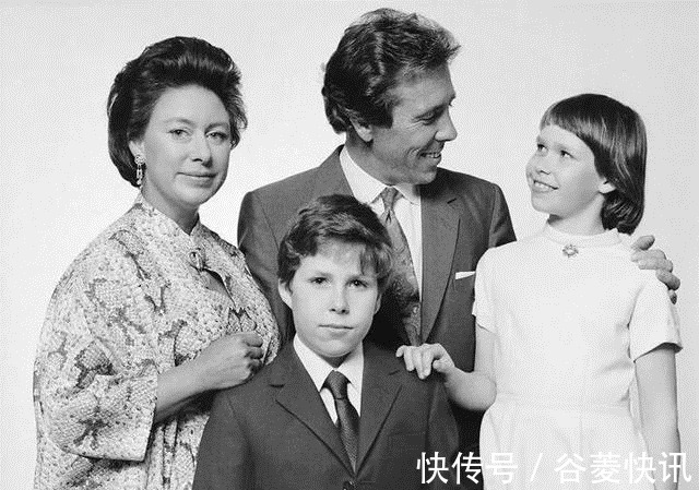 珍珠项链&玛格丽特对此五股项链情有独钟,四次出现在生日肖像中,厉害了!