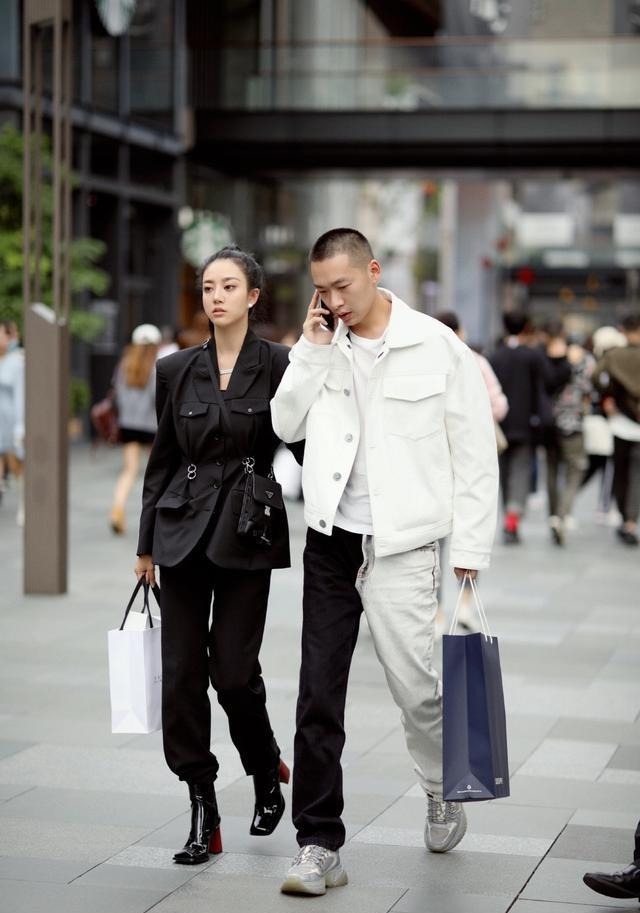 袜靴 女人再懒也少穿运动鞋,今年这“5双鞋”正当红,显高还不累脚!