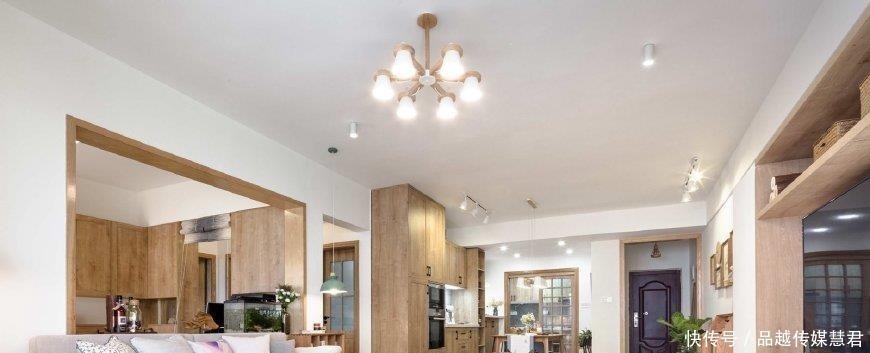 榻榻米床|坚持把沙发墙挖个“洞”,家人不解!完工后都夸我大智若愚!晒晒