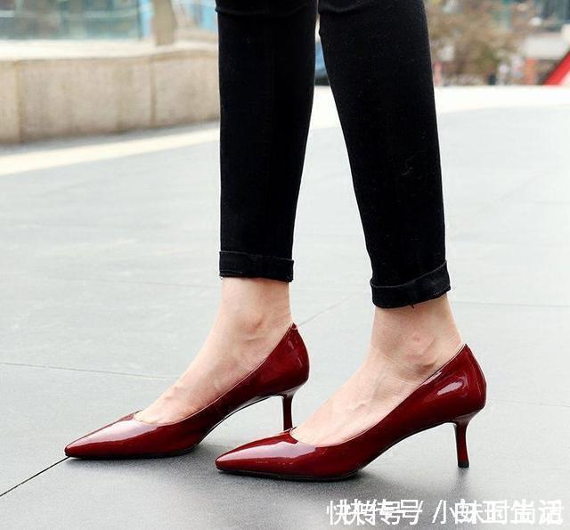 迷人 性感迷人的细高跟鞋,女神范轻松打造