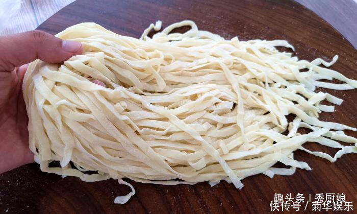  特殊时期宅在家，学会此7种面条的做法，1个月不出门也饿不着，香