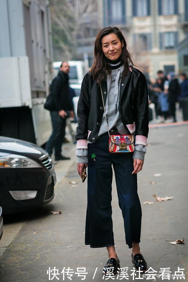 刘雯又把卫衣穿火了，这么搭配保暖舒适又时髦，特适合秋冬季