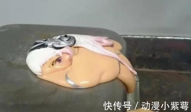手办|不忍直视的手办结局,妖刀姬洗热水澡,初音未来像“孤儿”