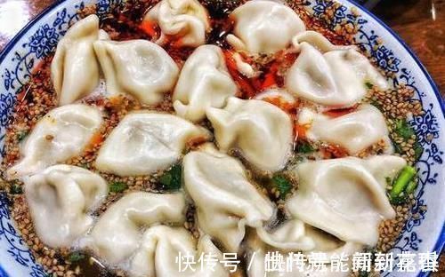 大厨|煮冻饺子,最忌开水下锅,饭店大厨:掌握3点,饺子鲜香不破皮