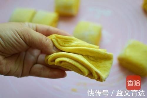 泡打粉|面粉可别只会包饺子了！这样做好吃10倍，零失败个个酥脆蓬松