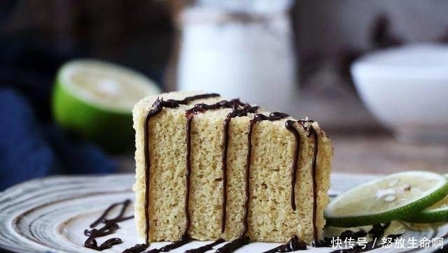 发糕|简单快手的小米发糕,原来可以吃出这样的高!大!上!