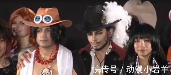 基德|海贼王Cosplay大赛，布鲁克的外貌和肢体神还原，基德简直是本人