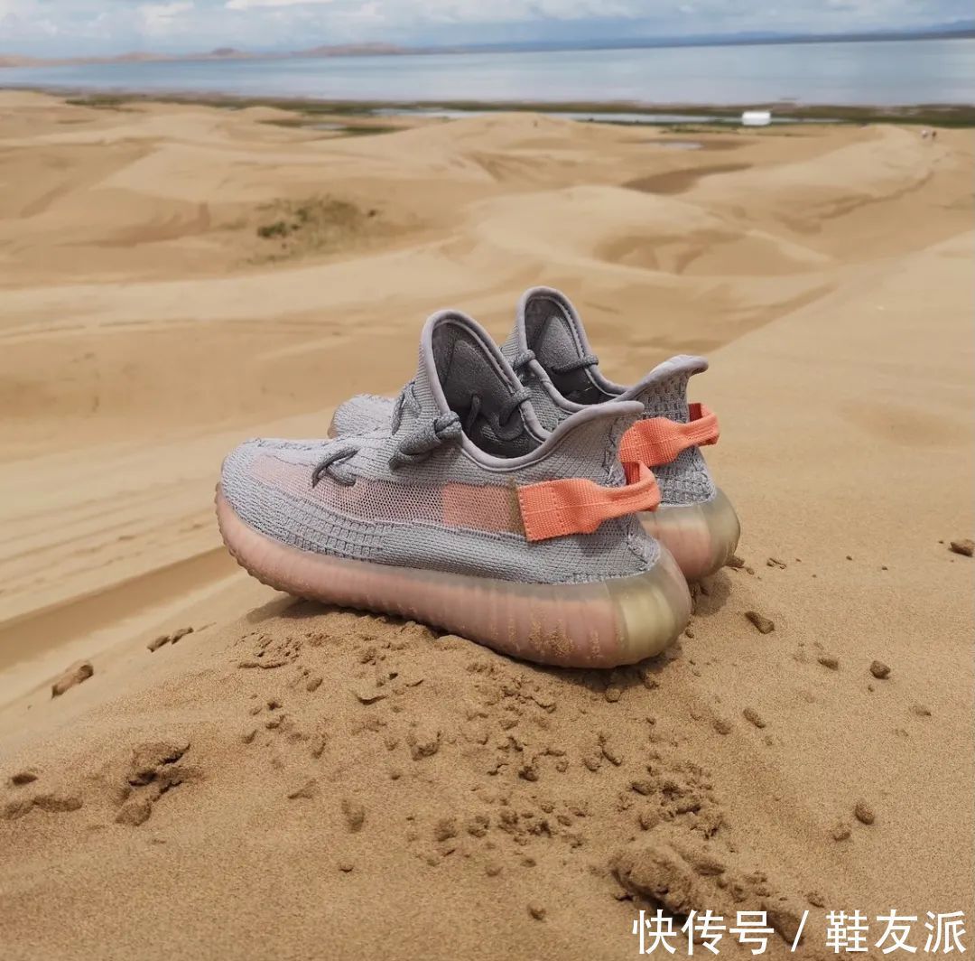 鞋款|YEEZY跌破原价,冰蓝、满天星疯狂复刻,地区限定变成炒冷饭?