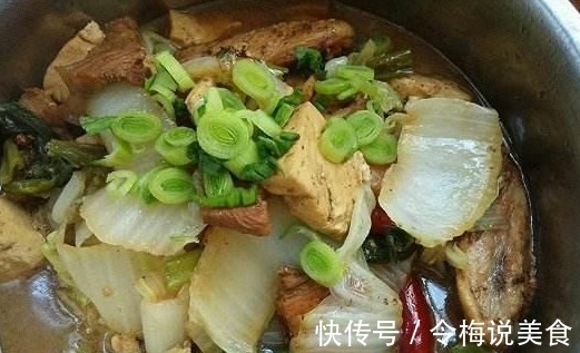 白菜炖豆腐，简单却不好做，记住关键一步，白菜比肉还香