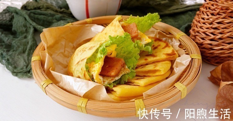玉米面独特做法,不蒸发糕和窝窝头,香软好消化,中老年人别放过