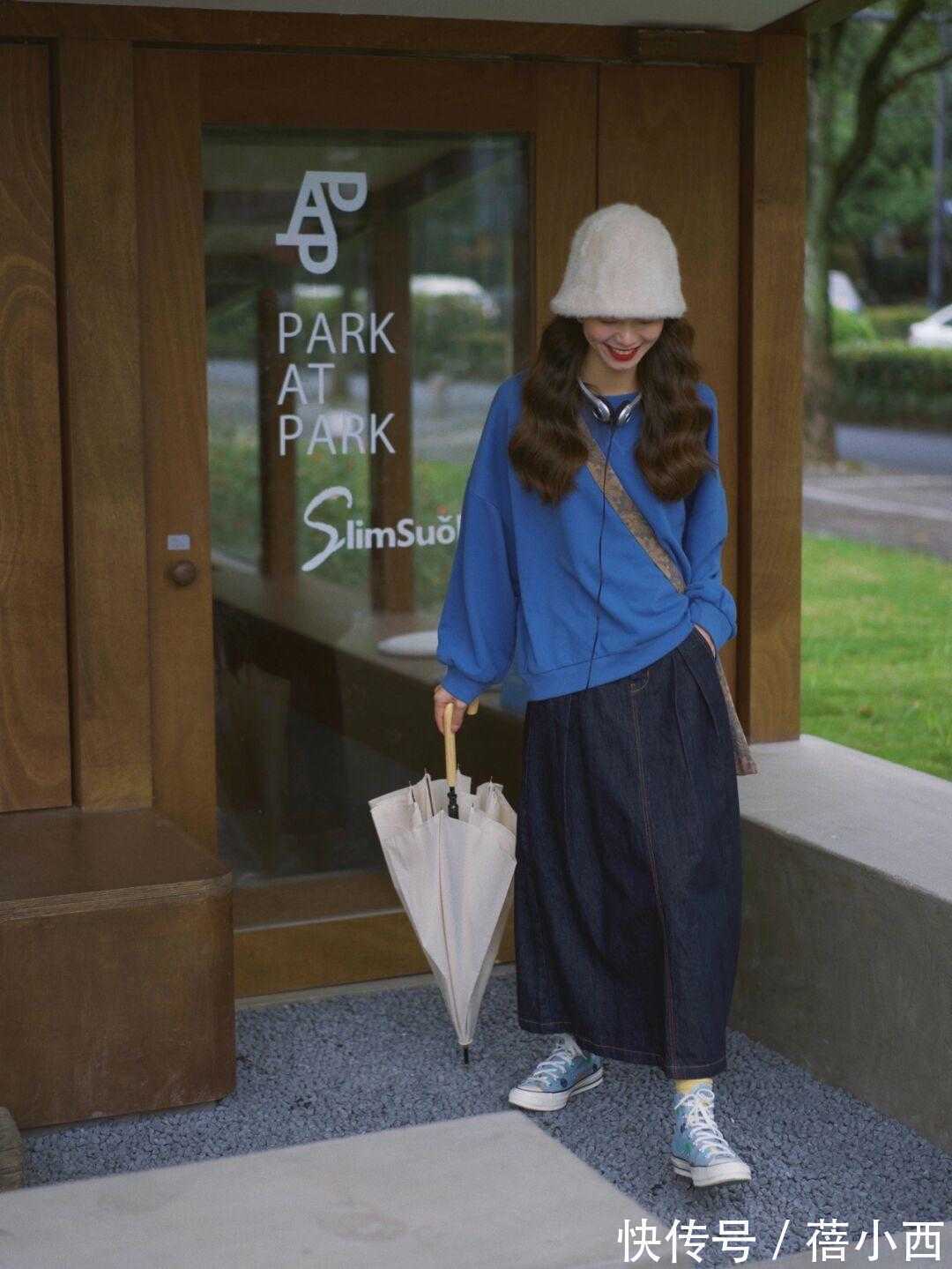 百搭 早春卫衣搭配指南:买这4种流行颜色就够了,百搭显白又不挑身材