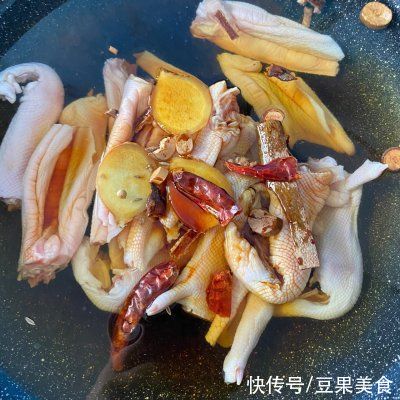 奥运|#我为奥运出食力#红烧鸭爪