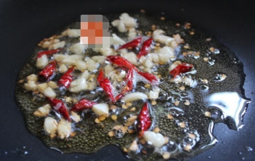 一道素小炒,清新爽口,上桌比肉菜受欢迎