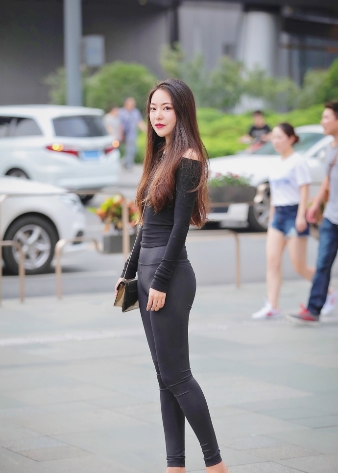 超高|街拍颜值超高的美女小姐姐,每一位都有大长腿