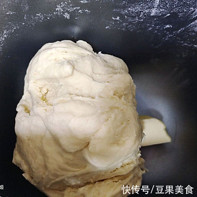 想要吃得健康，还是得吃法式蒜香小餐包