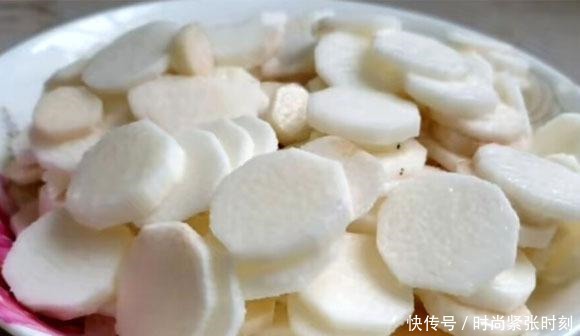 秋天，碰到这食材别错过，学我这样做隔三差五吃，脾胃好，气色足