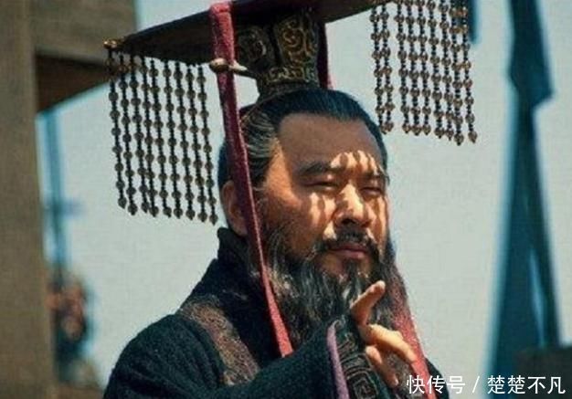 反抗|刘备骗走曹操5万大军,为什么曹军不反抗,心甘情愿跟着刘备