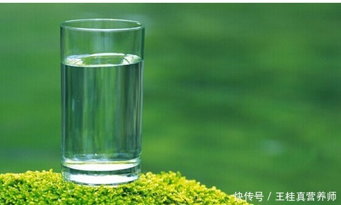 王大姐|为何脑梗越来越高发？提醒：晨起1“恶习”，35岁前趁早改