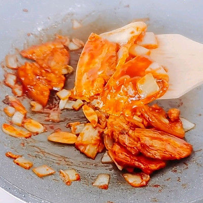 正宗五花肉拌饭