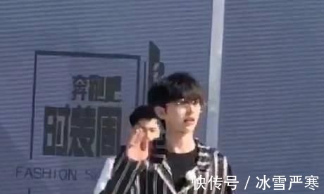 邓超现身《奔跑吧8》,谁注意到他的出场方式忍不住回放好几次