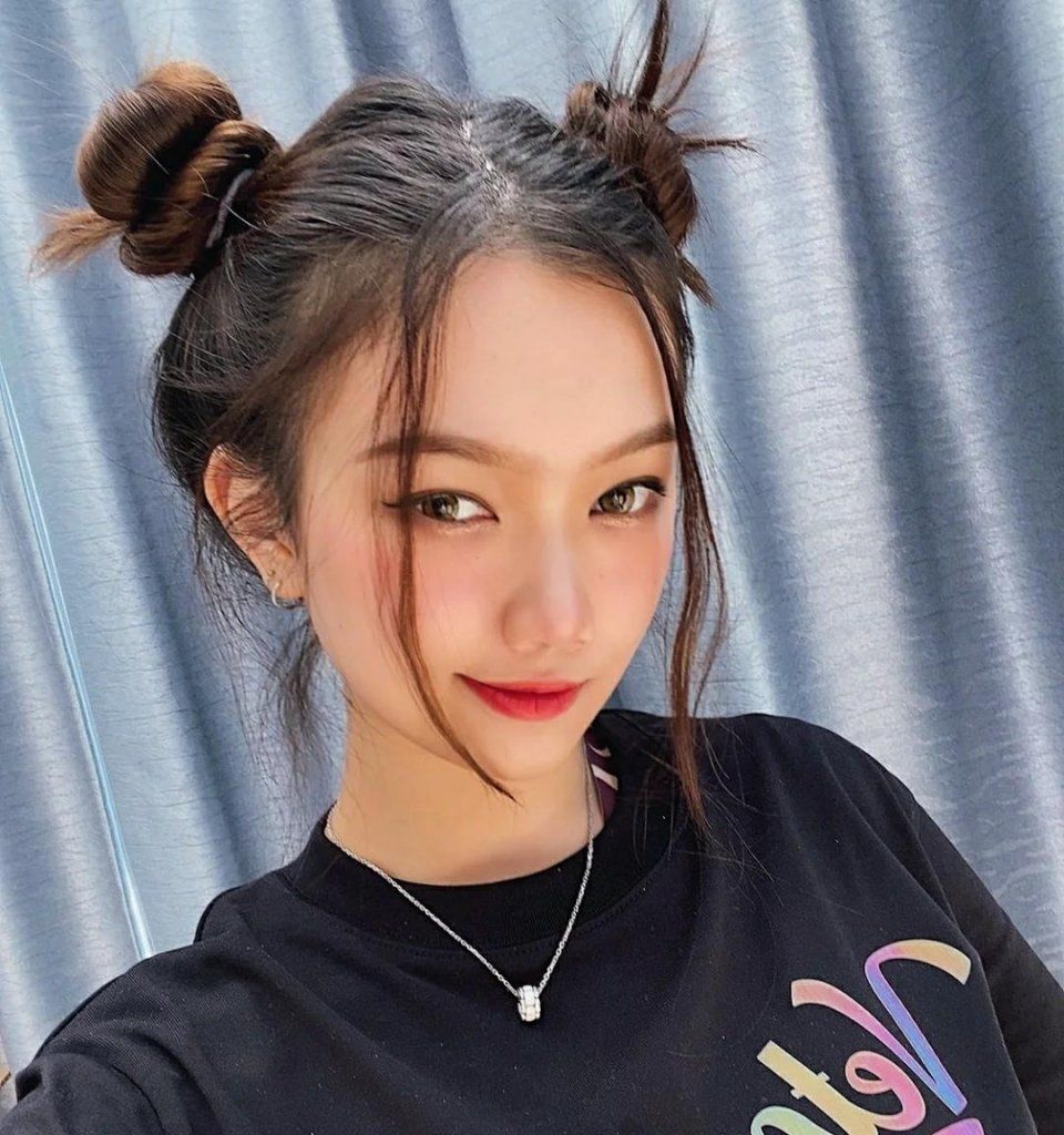 好看不挑脸型的发型有哪些？这几款很实用，尤其是丸子头俏皮可爱