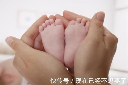 父母|宝宝身上有3个“智慧按钮”,家长平时多抚摸,孩子长大更聪明