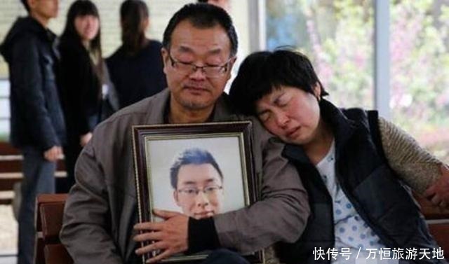 夫妻俩|53岁的失独母亲再次当妈,虽然很辛苦,但是这个家却“活”了