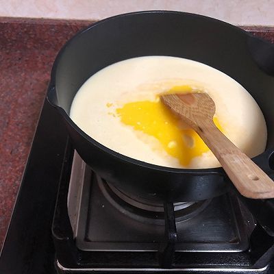 蛋黄水|流心奶黄月饼