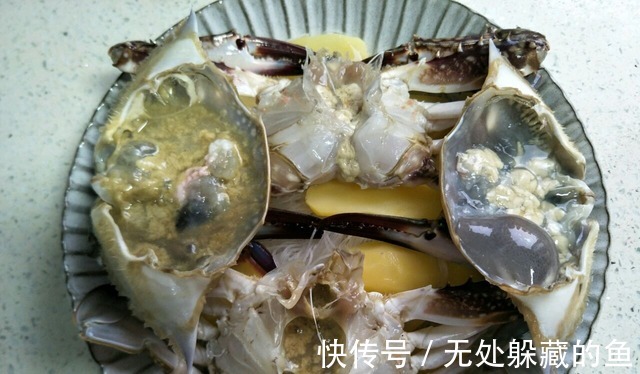 家常粉丝梭子蟹,加上蒜泥味道更好,原汁原味的鲜美!