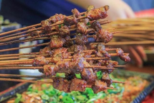 宁心安神|血糖升高的时候,睡觉时一般会出现3种现象,尽量学会自查