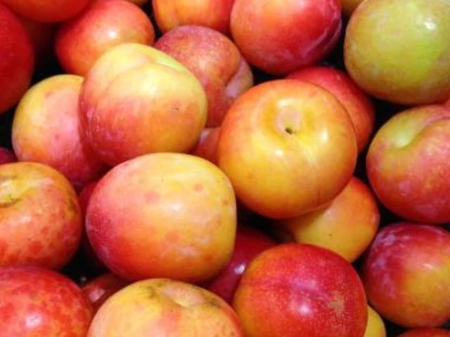 李子|女人怀孕后,4种常见水果尽量少吃,或许会影响胎儿的发育