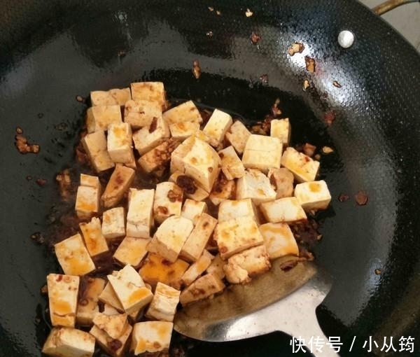 川菜麻婆豆腐,下饭菜必选,做法简单方便,豆腐软嫩柔滑