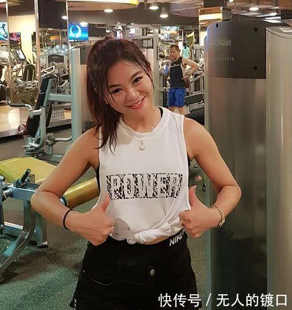 冻龄女神|51岁阿姨酷爱健身,如今长得像25岁,又一个冻龄女神诞生了!