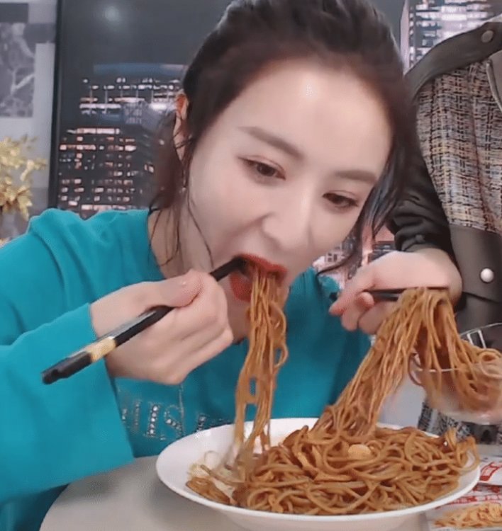 统一和康师傅吃腻了？试试来自泡面界的“新翘楚”，别有一番风味