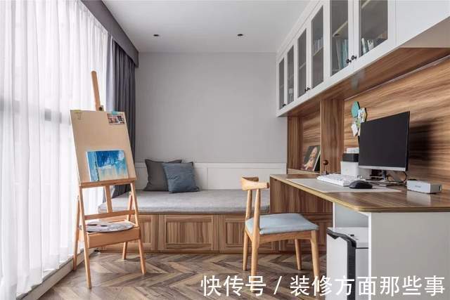 文化砖|112平现代三居室,整墙文化砖加上原木风的电视柜,文艺而又清新