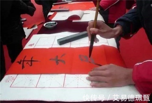 林徽因!火葬场有幅上联:“早来晚来早晚得来”,下联一出,让人很不舒服