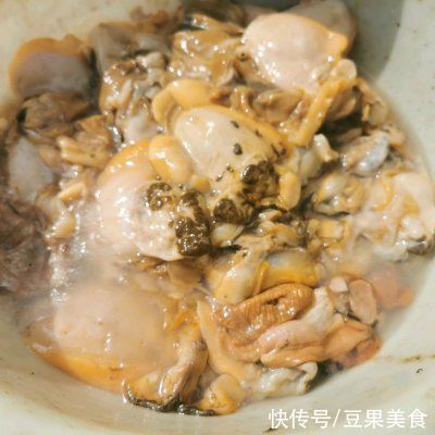 青菜炒蚌肉你这么做，好吃到停不下来