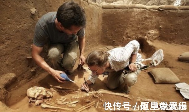 文物&“盗墓祖师爷”,30年获利5个亿,临死一句话得罪考古界!