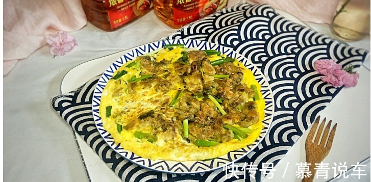 褶皱|洗生蚝肉时,放淀粉只对了一半,加点“它”,脏东西自己跑出来