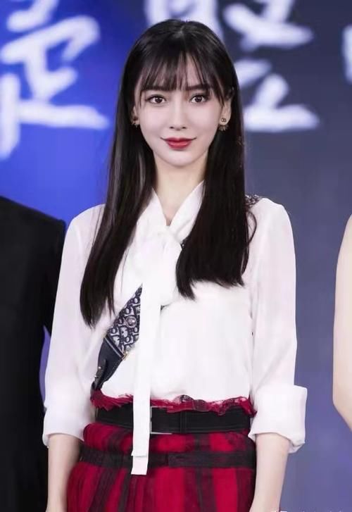 直发和卷发哪个更适合你？关键看这3点，就能轻松提升气质和颜值