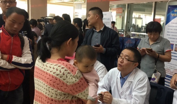 西西|除了“葬礼”,3个地方别带孩子去,有科学道理而不是迷信