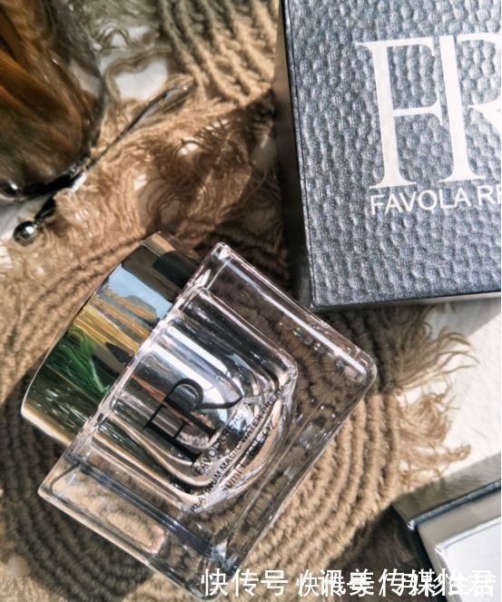 臻妍 补水补油抗初老!盘点那些让你相见恨晚的大牌面霜,件件超好用!