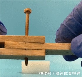 安检|科学家造出比钢刀还锋利3倍的木刀,网友:这是在给安检出难题啊