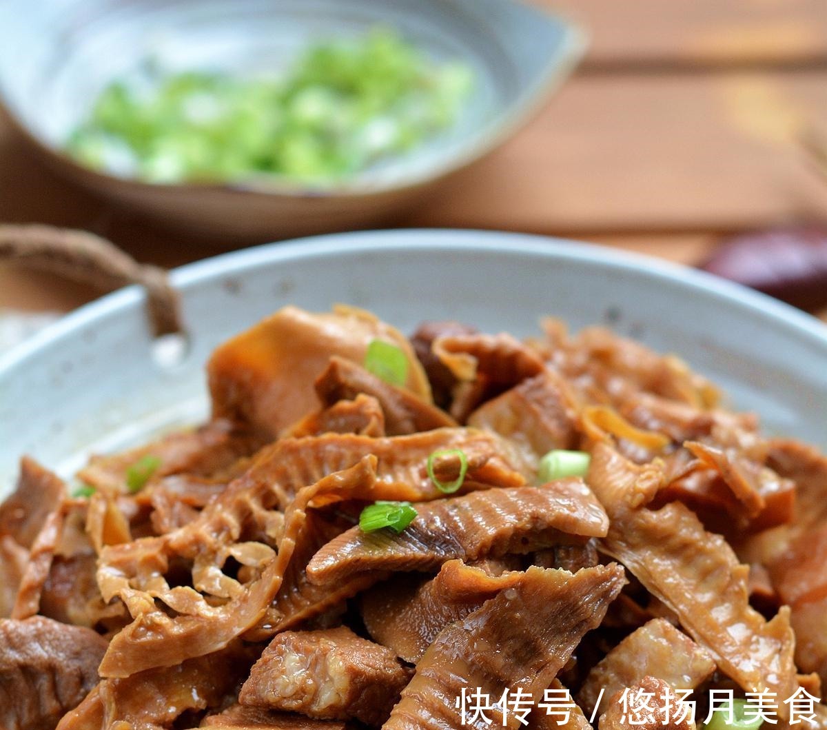 蒸包子|家有干笋干货不要愁，跟苹果姐学一招，浓香入味有嚼劲又下饭！