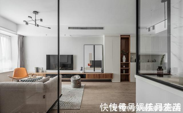 化繁为简|再买房,一定要学他家“化繁为简”,70平的房子美得很高级晒晒
