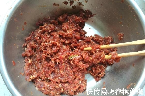 饺子馅里最不能放这东西,许多人都放了,难怪饺子不鲜没香味!