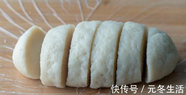 糯米糍|糯米粉学会这样做,软糯香甜不粘牙,比汤圆还香,端上桌就被抢光