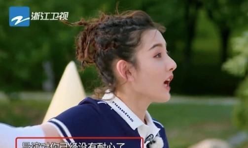 张大大一|张大大玩游戏装虚弱,对宋祖儿黄龄乱动手,《跑男》导演都急眼了