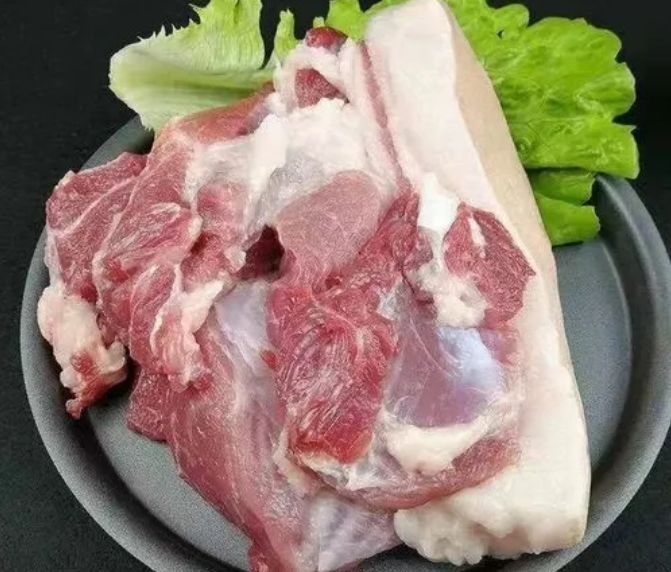 超市囤购东西,买猪肉时专挑4个部位,口感好做菜香,不怕被忽悠