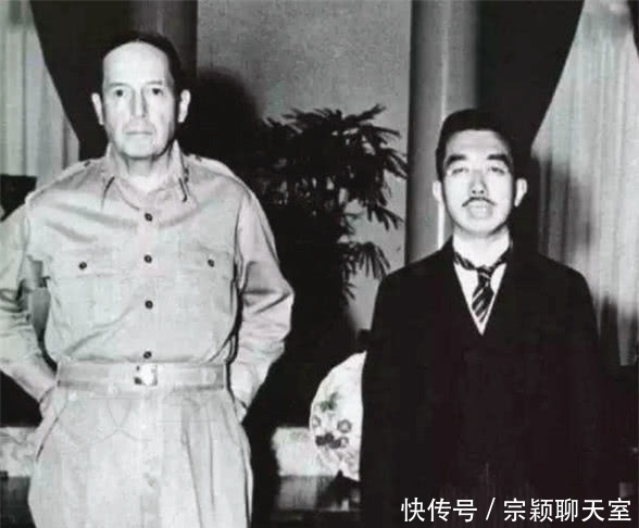 切腹自杀|日本投降后，麦克阿瑟问天皇：你为啥不切腹自杀？天皇回复4个字